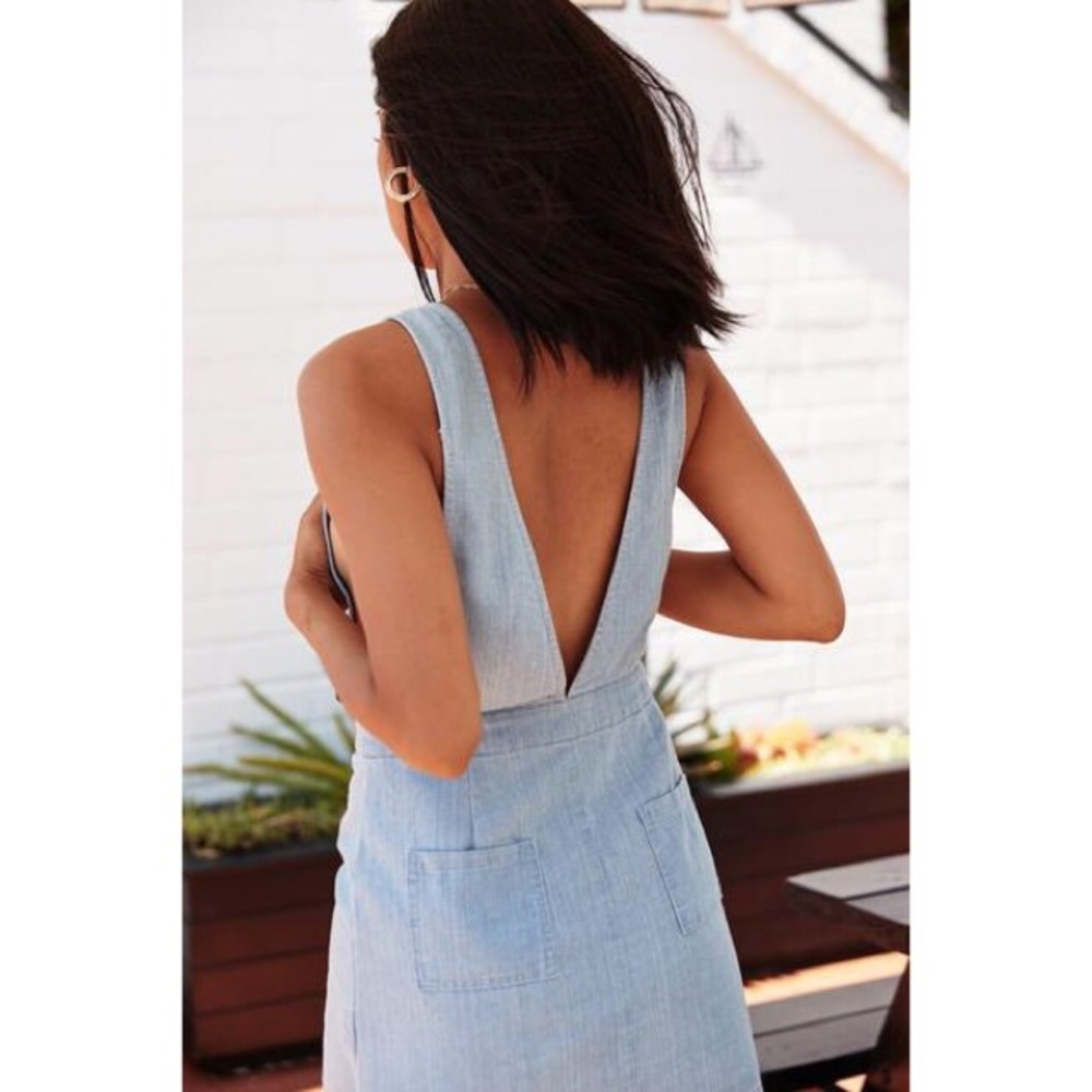 Chambray Sleeveless Plunging Button Mini Dress - Picture 4 of 8